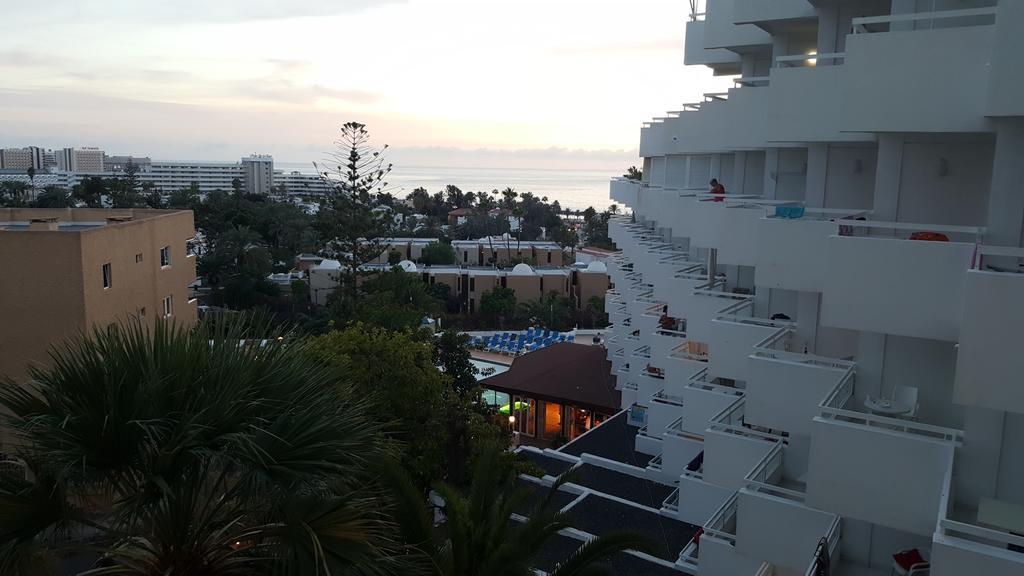 Bamboli Holidays Playa de las Americas  Esterno foto